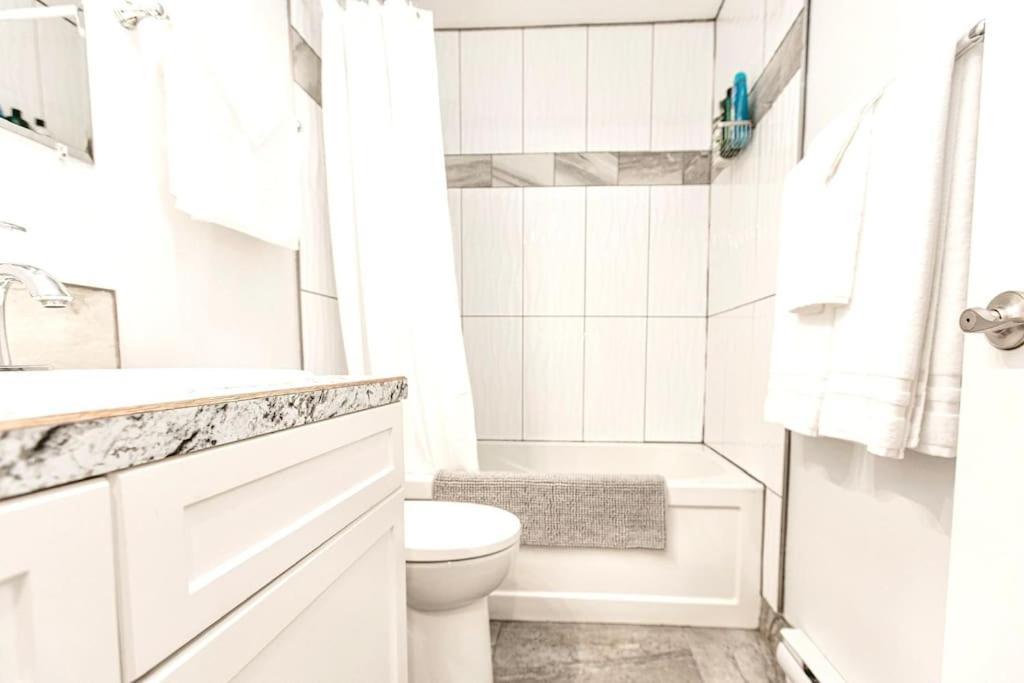 Esquimalt Lagoon Life Apartman Victoria Kültér fotó
